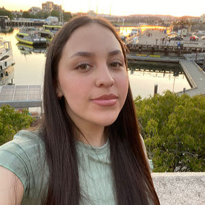 Meet your Posher, Itzel anahí